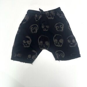 Nununu  Skull Pattern Sweatshorts